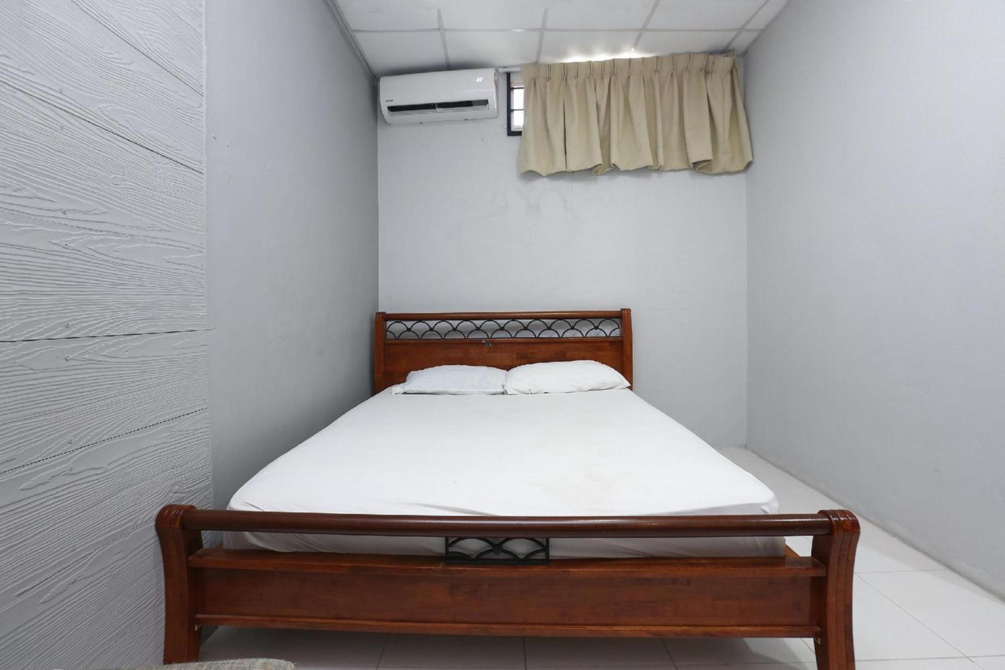 קוטה בארו Spot On 89796 D'Noor Budget Inn מראה חיצוני תמונה