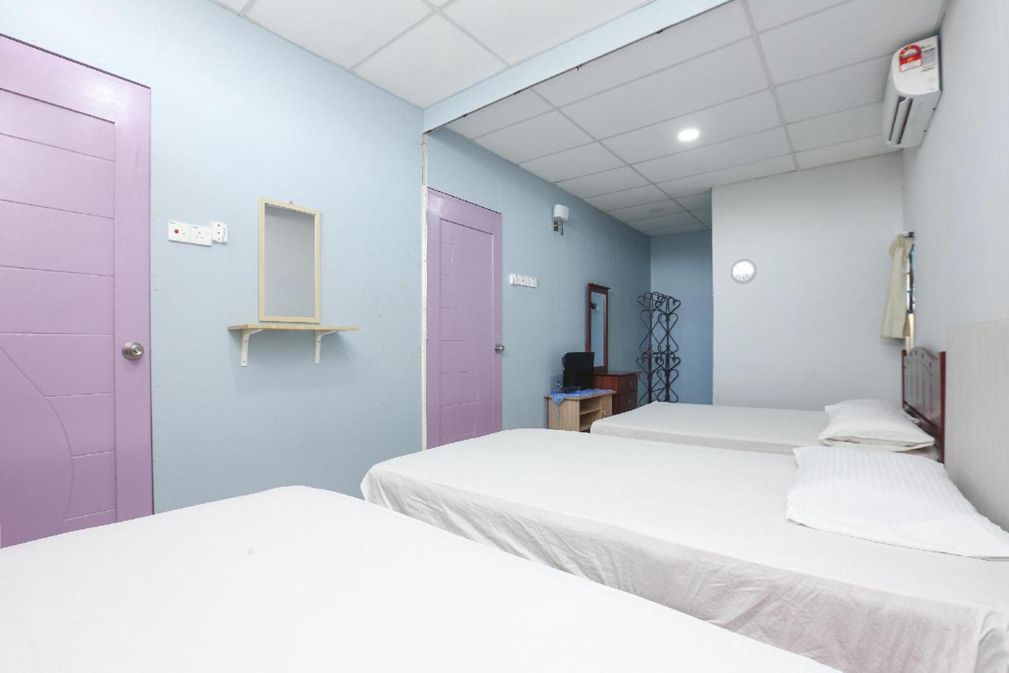קוטה בארו Spot On 89796 D'Noor Budget Inn מראה חיצוני תמונה